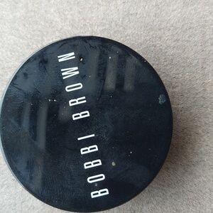 Light to Medium Peach Concealer